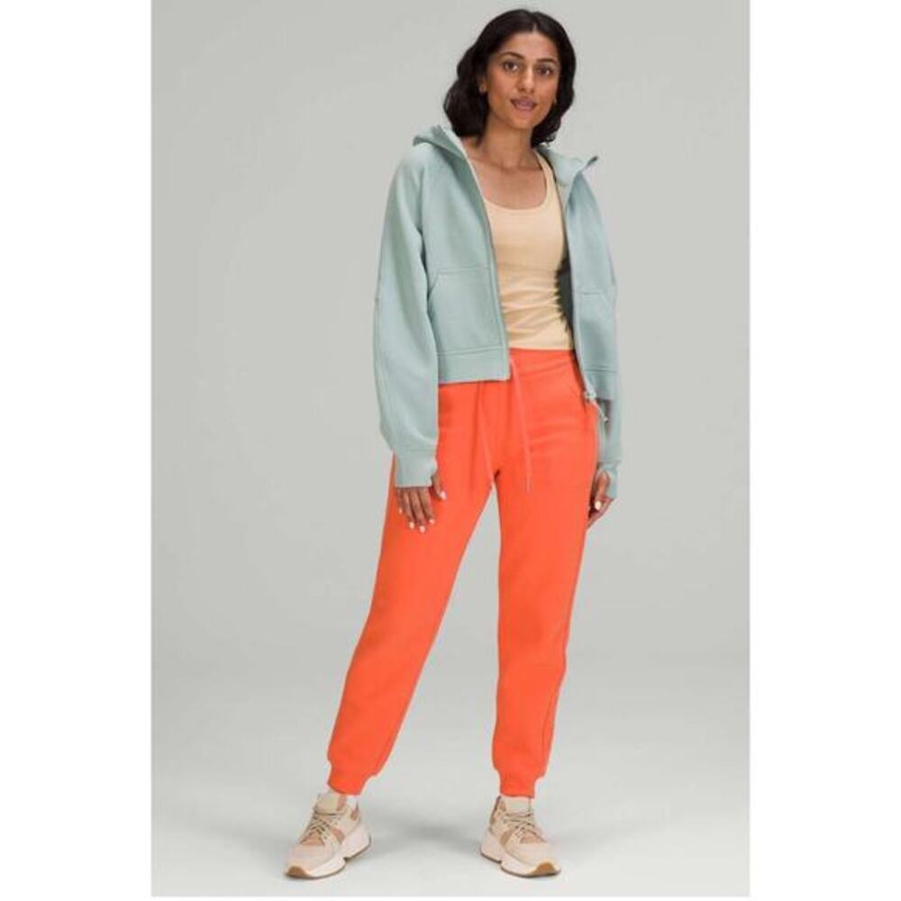 Lululemon orange scuba joggers